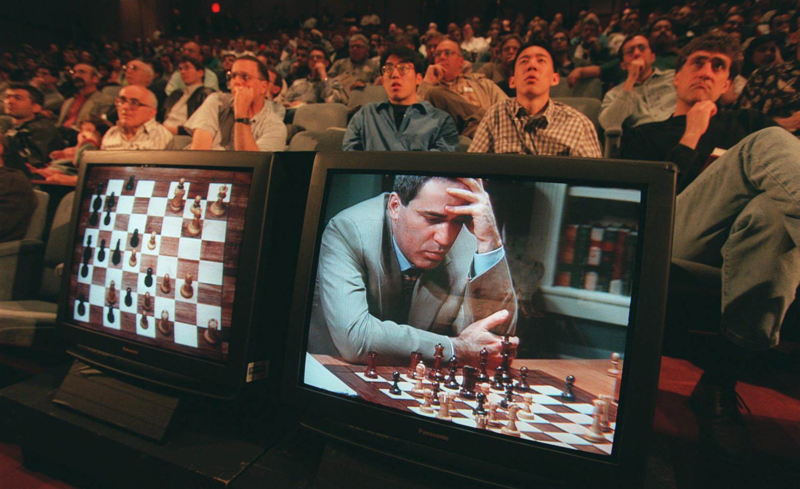 141020-kasparov-deep-blue-tv-225p_a139fecbf6454f3f64acf916a64d14f2.nbcnews-ux-2880-1000.jpg